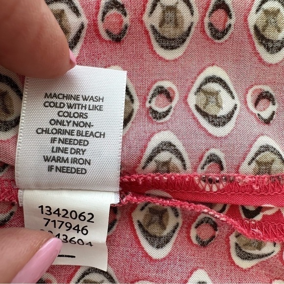 J. Jill top with crew neckline and short sleeves, loose fitting - Picture 11 of 11